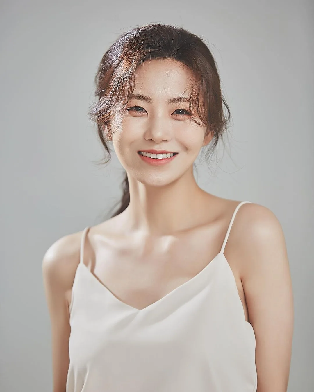 Portrait of South Korean actress Hwang Jung-Yoon