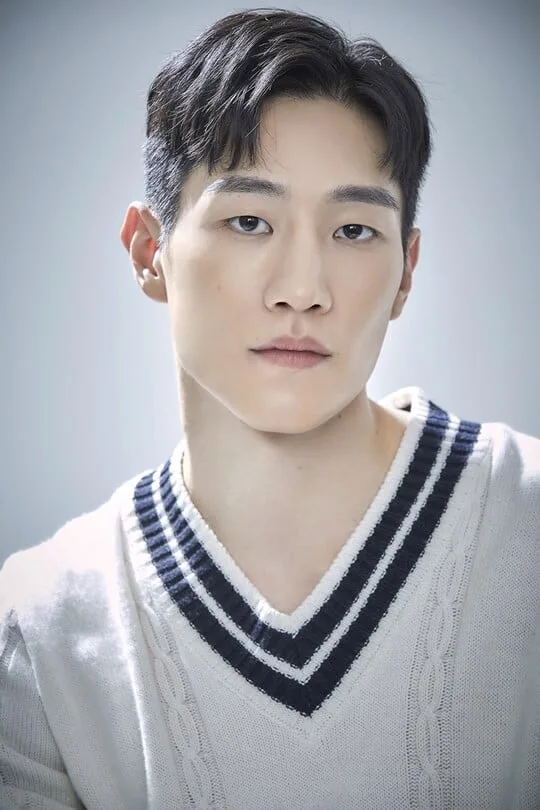 Noh Sang-Hyun promotional portrait