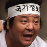 Sung Ji-Ru as Seo Kang-Kook