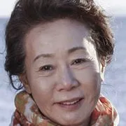 Youn Yuh-jung as the mother