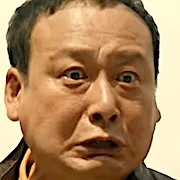 Won Choon-gyu as resident
