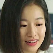 Actress Lee Shi-a