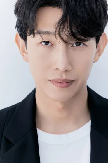 Kang Ki-Young portrait photo
