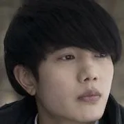 Actor Kim Shi-Hoo