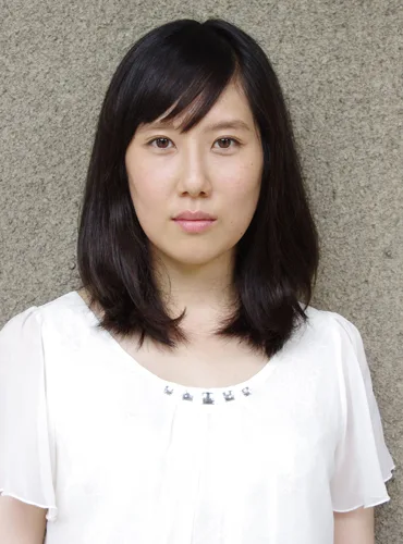 Portrait photograph of Japanese actress Misa Wada