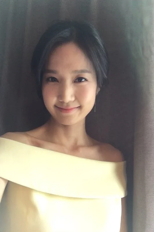 Portrait of South Korean actress Kim Si-eun