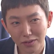 Choi Jun-Young portrait