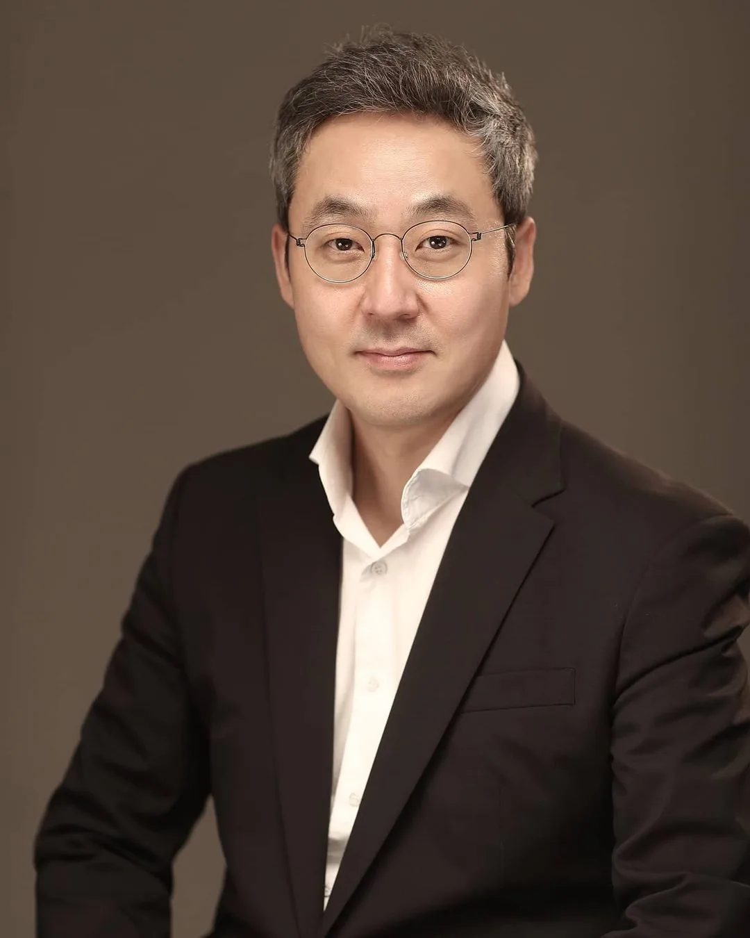 Profile photograph of South Korean actor Park Jae-Wan