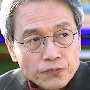 Park Ji-Il as Moon-Cheol