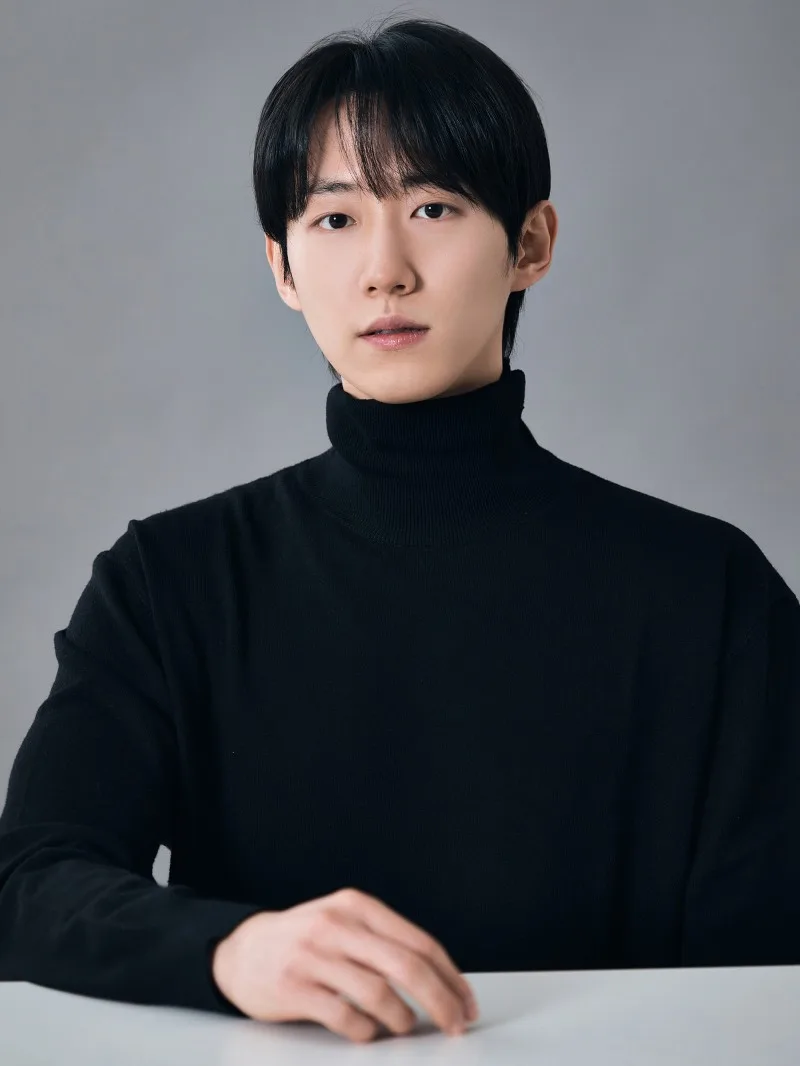 Portrait of South Korean actor Yeon Jae-Hyeong