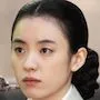 Han Hyo-joo as the Queen