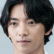 Hwang Hee as Lee Yoo-Joon