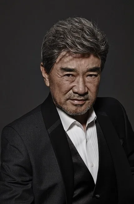 Portrait of South Korean actor Lee Deok-Hwa