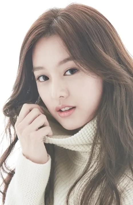 Kim Ji-Won profile portrait