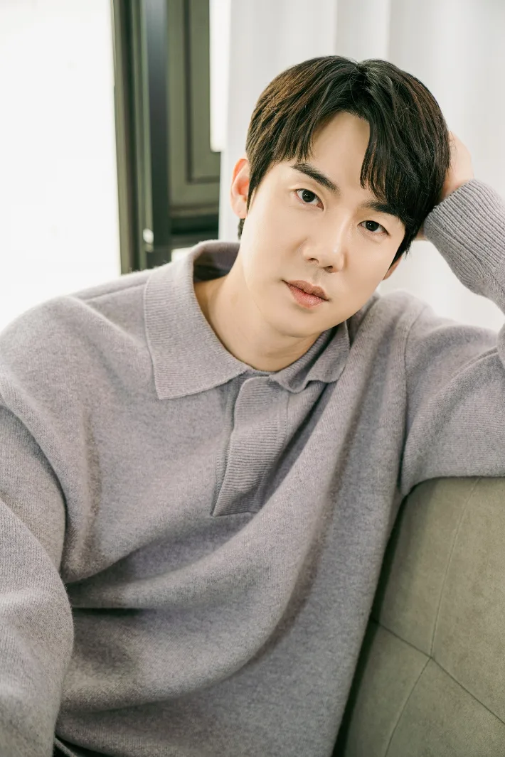 Portrait of South Korean actor Yoo Yeon-Seok