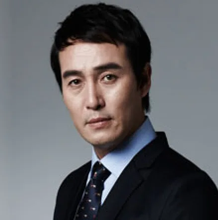 Jung Ho-bin portrait photograph