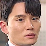 Han Joon-woo as Park Young-woo
