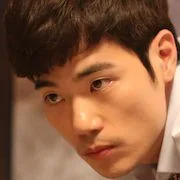 Actor Kim Kang-woo