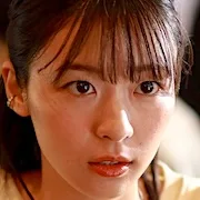 Yui Narumi as Mayu Miyanomori