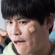 Kim Sung-Kyun as In-Kyoo