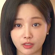 Actress Yeon Woo portrait photo