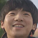 Kim Hyun-Mok as Lee Tae-Joo