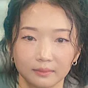 Lee Hyeon-Seo as past employee
