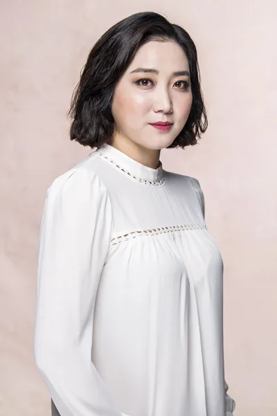 Portrait of South Korean actress Park So-Ri