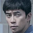 Shin Sung-rok as Chang-gil