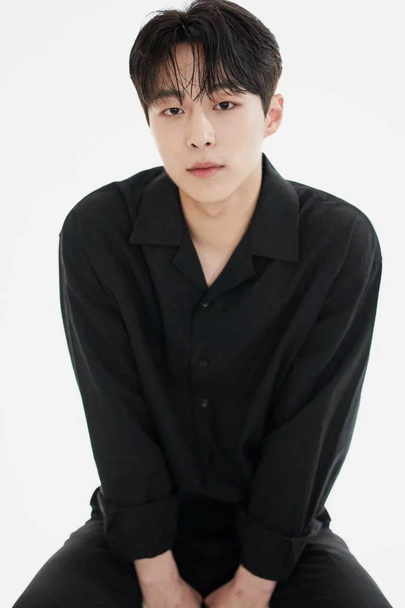 Portrait of South Korean actor Bae In-hyuk