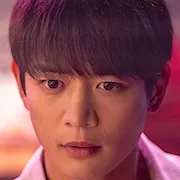 Minho as Hoon