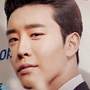 Kim Kwon as Kang Sung-Mo