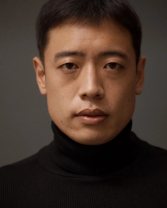 Portrait photograph of Lee Jeong-Geun