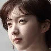 Actress Chae Seo-jin