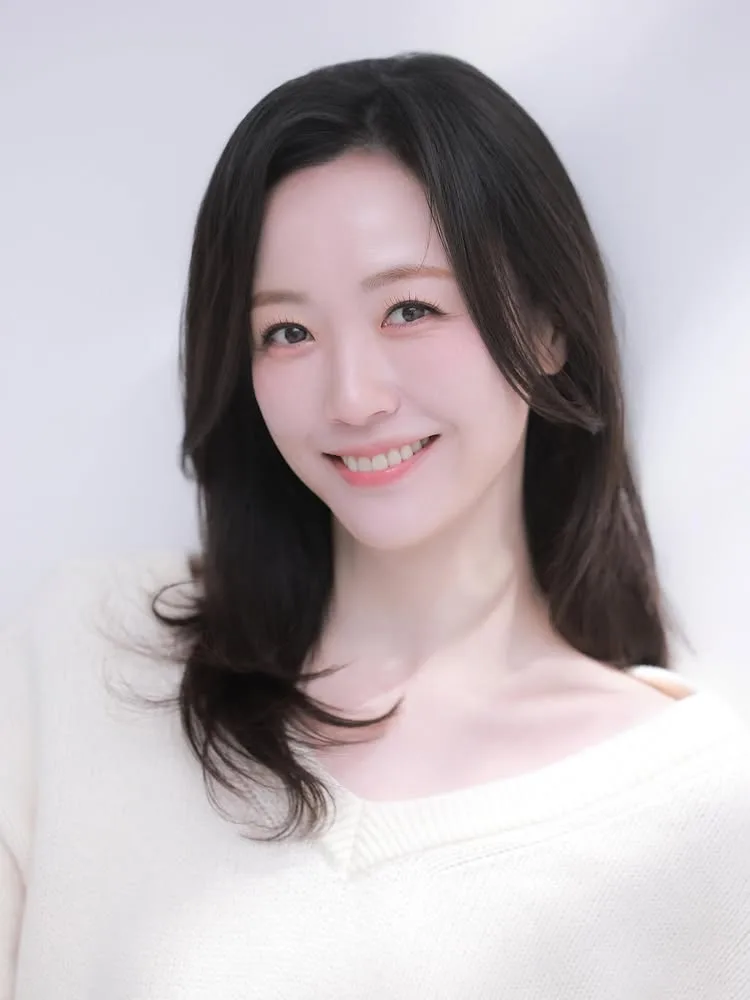 Chisun portrait profile photo