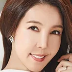 Jeon Soo-Kyeong portrait