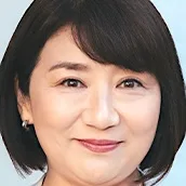 Yuki Matsushita as Yoko Kasuga