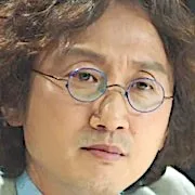 Kim Young-Woong