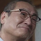 Lee Eol as Lee Eol
