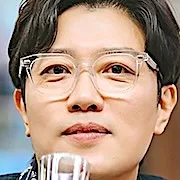 Park Hee-Soon