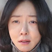 Jung Ji-Yoon portrait