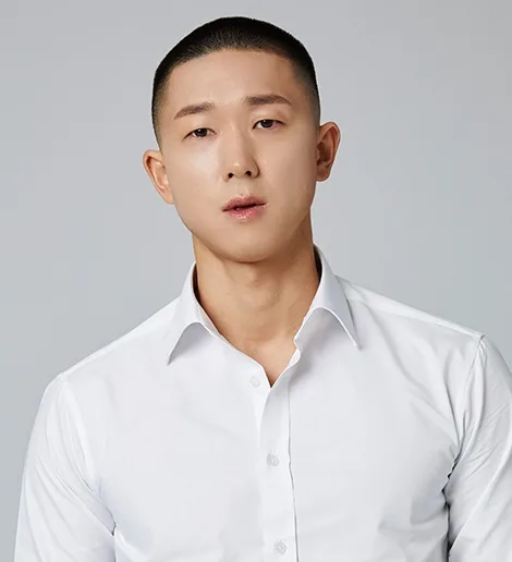 Nam Tae-Hoon profile photograph
