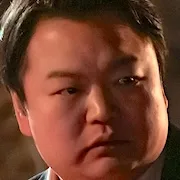 Ko Kyu-Pil as Kyeong-Rae