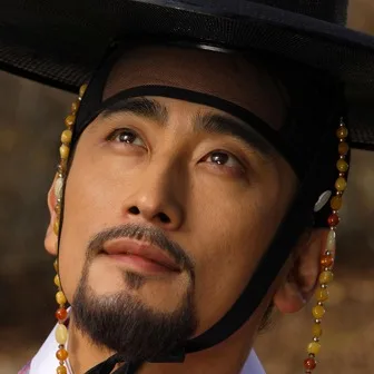 Cha In-Pyo as Choi Kuk-Seon