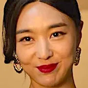Actress Park Min-Jung portraying Ms. Im.