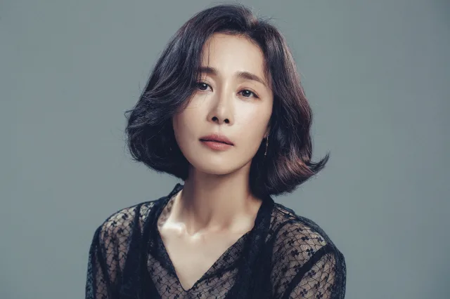 Moon Jeong-Hee portrait photograph