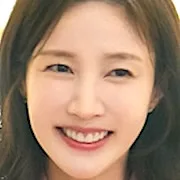Lee Soo-Kyung portrays Jo Mi-Ryeo