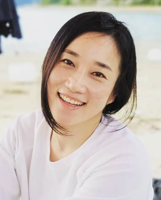 Kim Si-Young