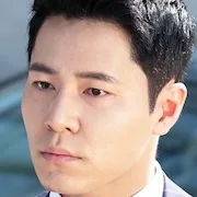 Lee Kyoo-Hyung as Son Seok-Ki