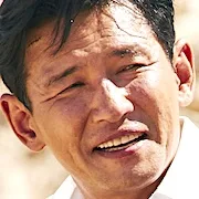 Hwang Jung-min